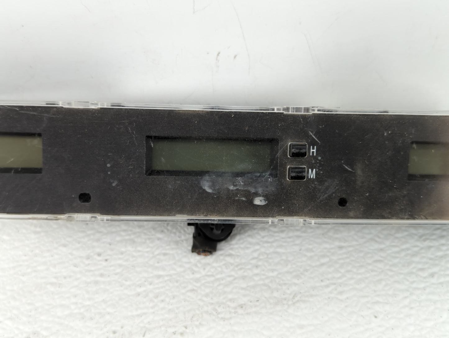 2004 Toyota Solara Digitial Dash Clock P/N:83910-AA031 83910-AA032 Fits OEM Used Auto Parts - Oemusedautoparts1.com