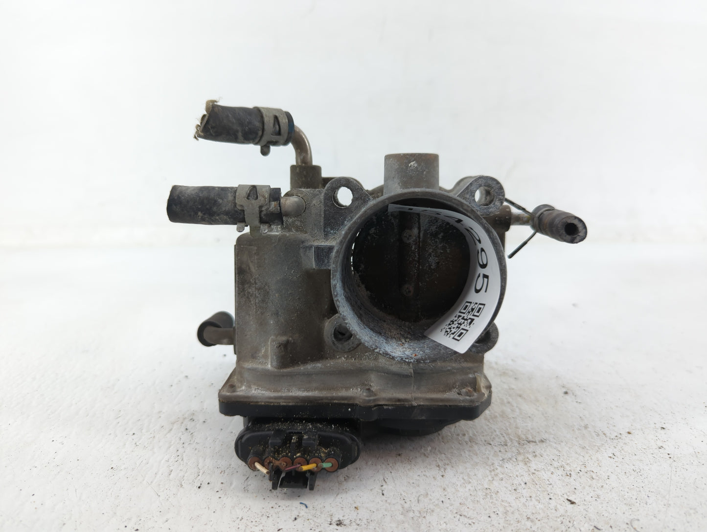 2004-2006 Toyota Solara Throttle Body P/N:22030-0H020 22030-28070, 22030-0H021, 22030-28060 Fits Fits 2004 2005 2006 2007 OE