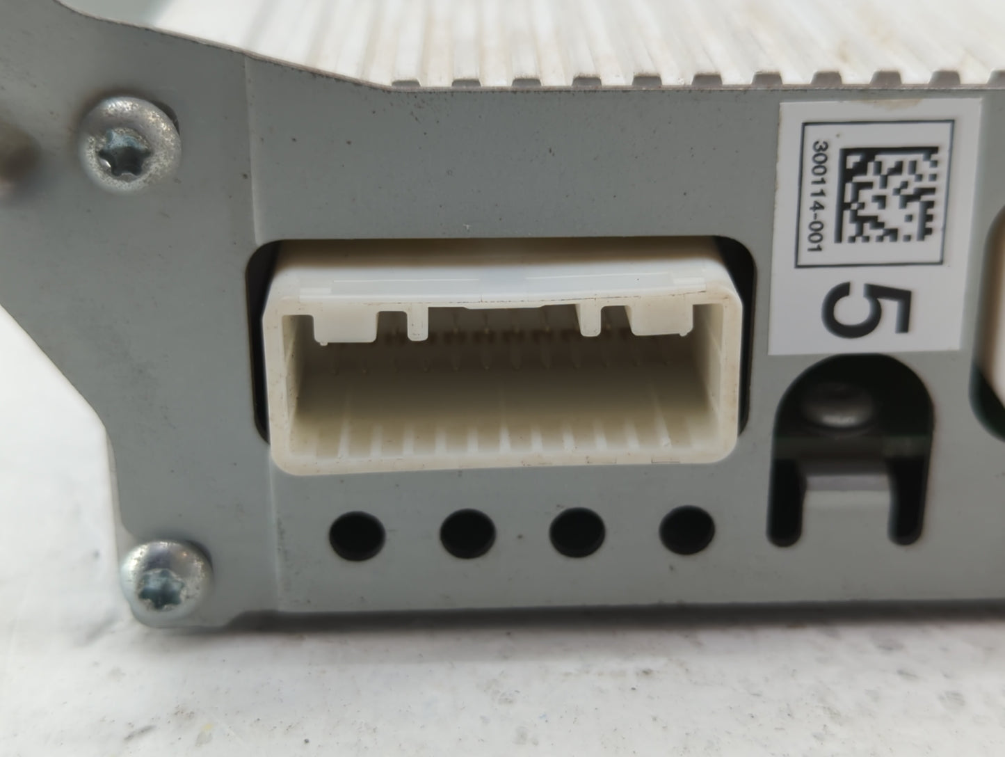 2004-2006 Toyota Solara Radio AM FM Cd Player Receiver Replacement P/N:86280-AA080 Fits Fits 2004 2005 2006 OEM Used Auto Pa