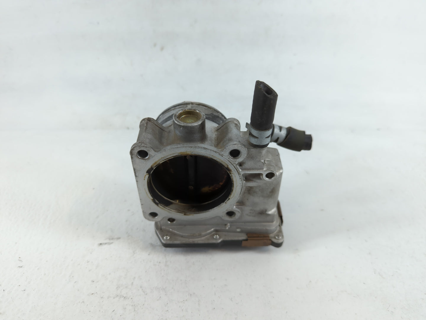 2004-2008 Toyota Solara Throttle Body P/N:22030-0A020 Fits Fits 2003 2004 2005 2006 2007 2008 2009 2010 OEM Used Auto Parts 