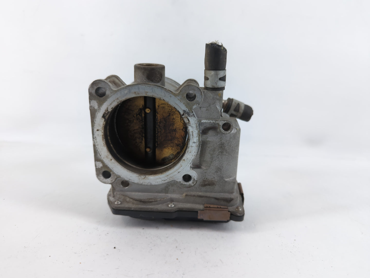 2004-2008 Toyota Solara Throttle Body P/N:22030-20060 Fits Fits 2003 2004 2005 2006 2007 2008 2009 2010 OEM Used Auto Parts 