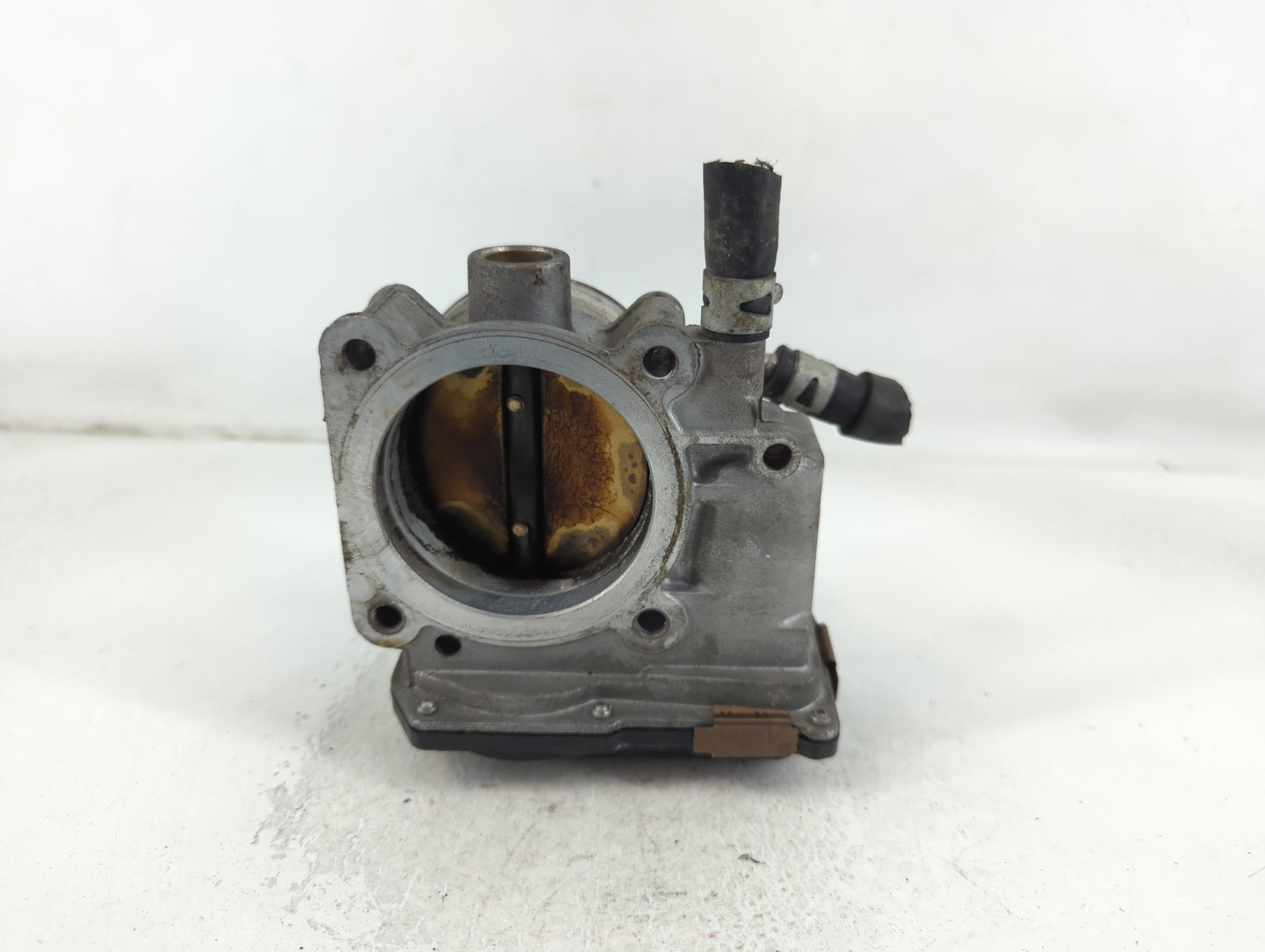 2004-2008 Toyota Solara Throttle Body P/N:22030-0A020 Fits Fits 2003 2004 2005 2006 2007 2008 2009 2010 OEM Used Auto Parts 