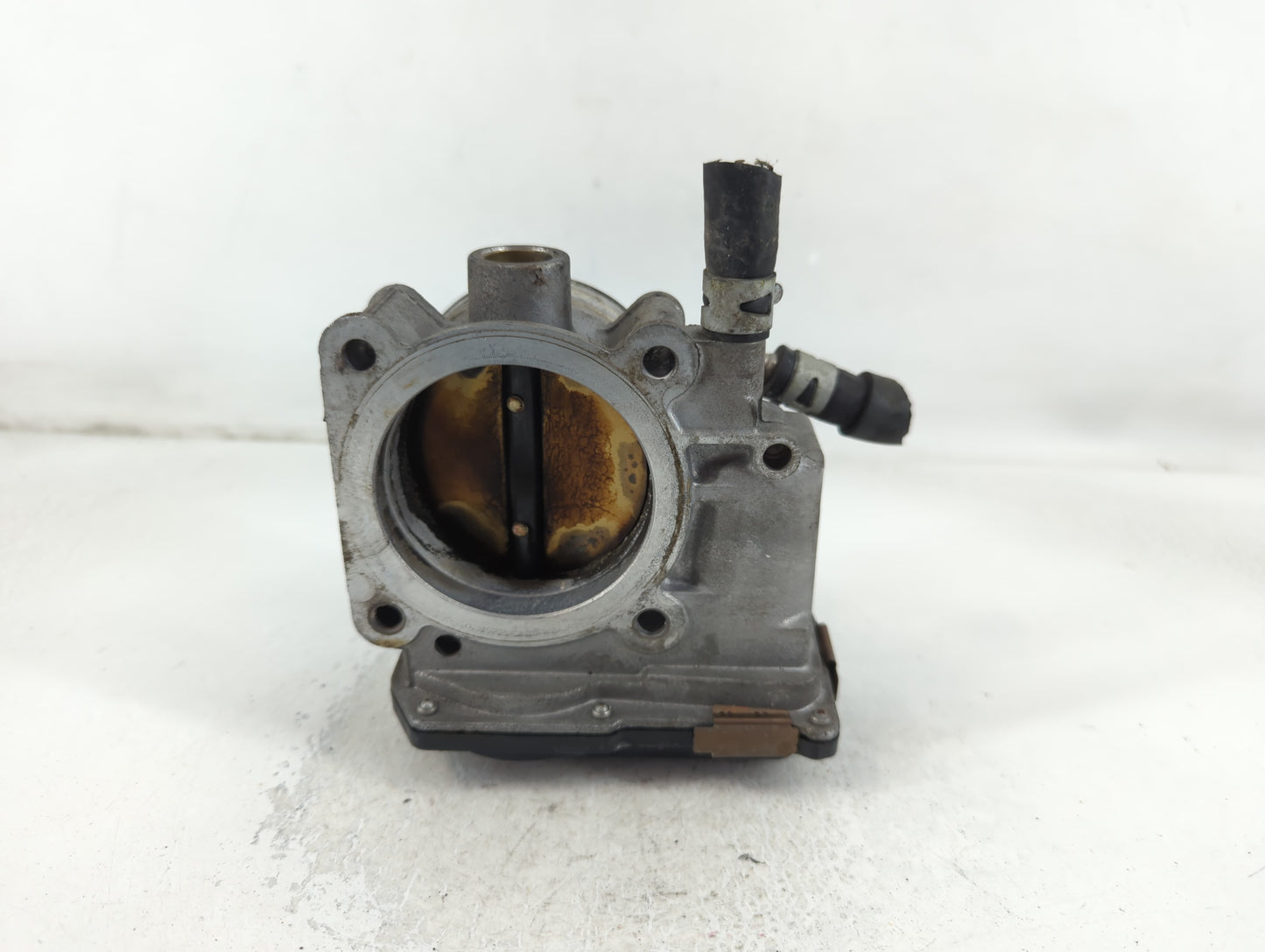 2004-2008 Toyota Solara Throttle Body P/N:22030-0A020 Fits Fits 2003 2004 2005 2006 2007 2008 2009 2010 OEM Used Auto Parts 