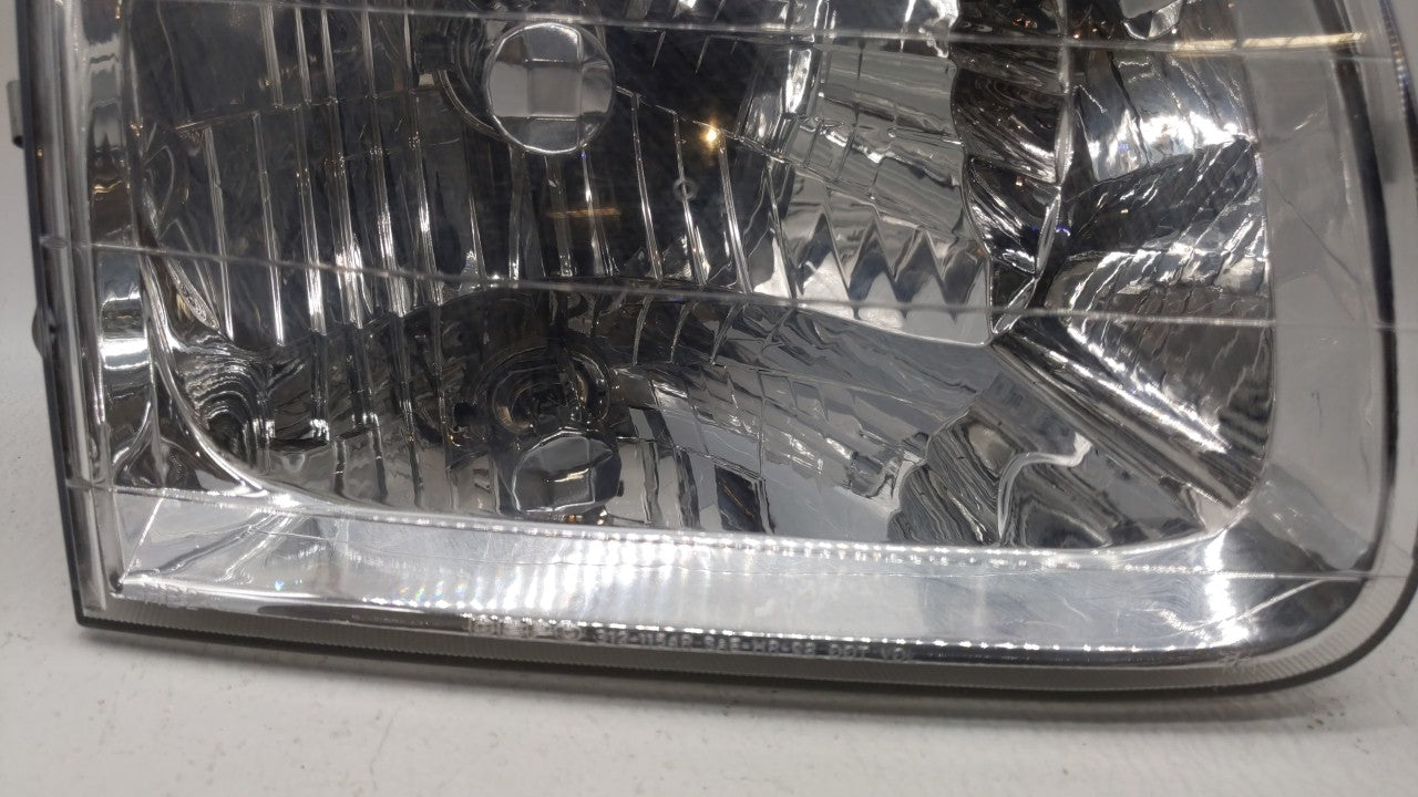 2004 Toyota Tundra Passenger Right Oem Head Light Headlight Lamp - Oemusedautoparts1.com