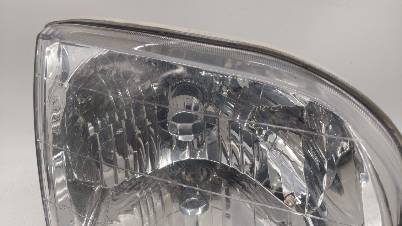 2004 Toyota Tundra Passenger Right Oem Head Light Headlight Lamp - Oemusedautoparts1.com