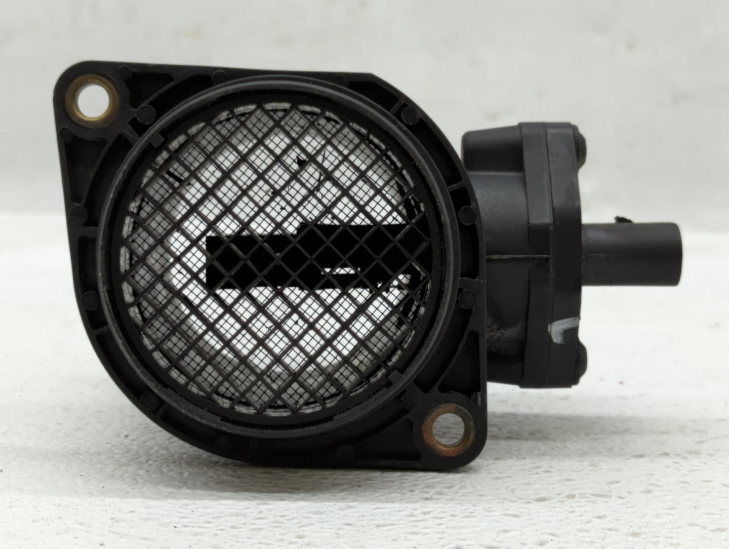 2001-2005 Volkswagen Beetle Mass Air Flow Meter Maf 557191 - Oemusedautoparts1.com