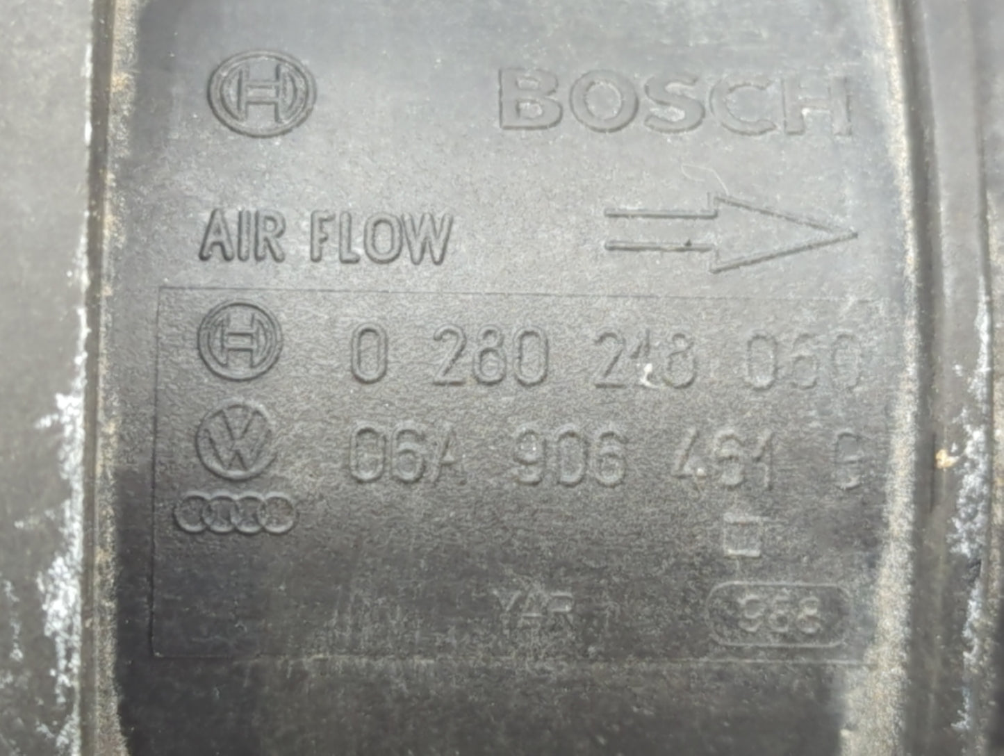 2001-2005 Volkswagen Beetle Mass Air Flow Meter Maf 557191 - Oemusedautoparts1.com