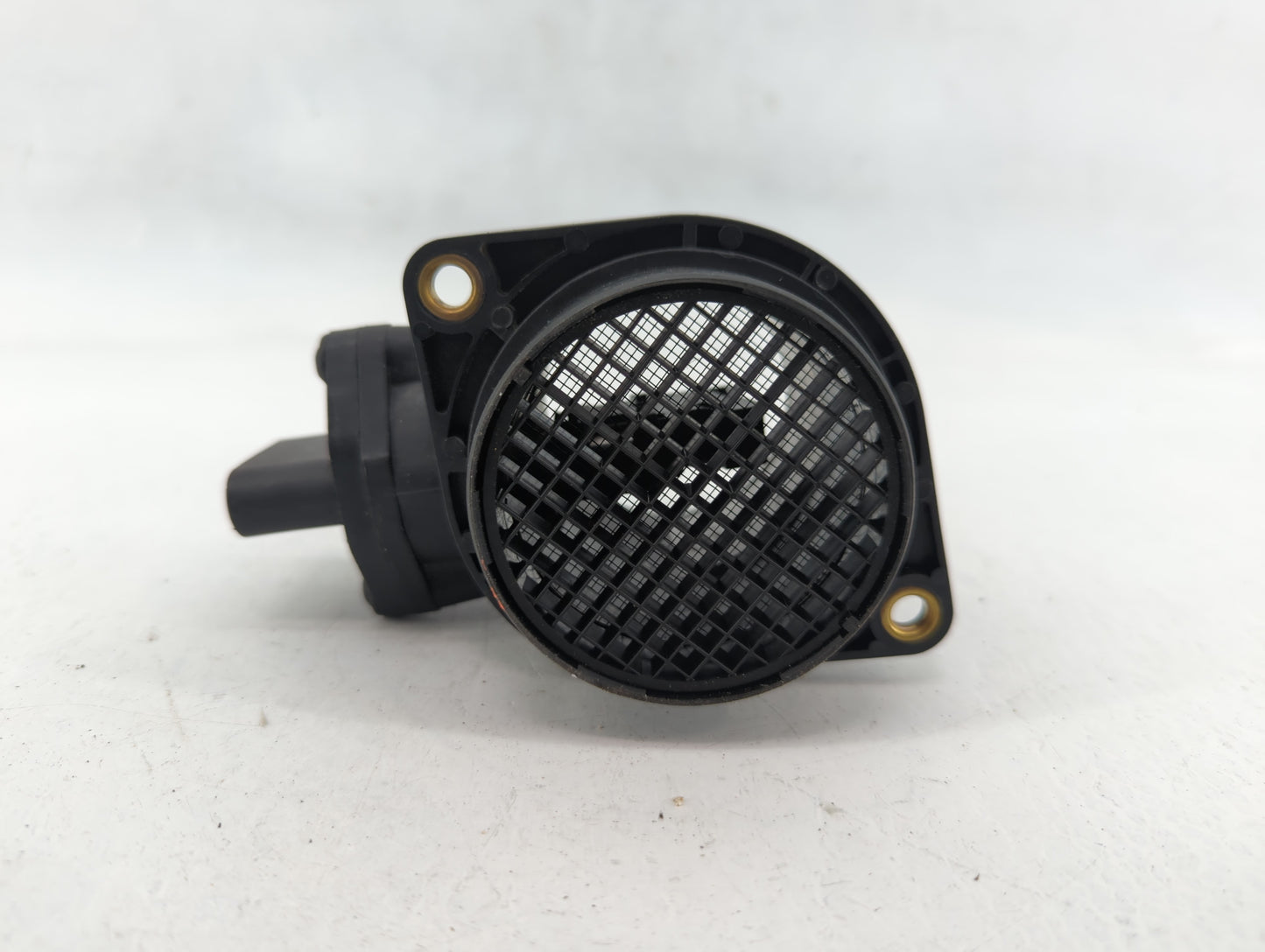 2001-2005 Volkswagen Beetle Mass Air Flow Meter Maf 617520 - Oemusedautoparts1.com