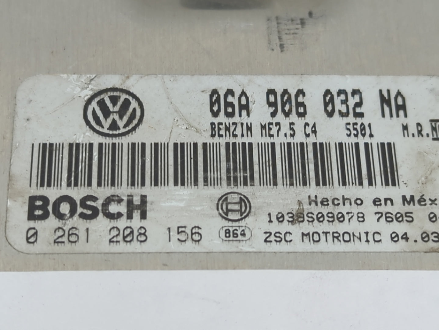 2003-2004 Volkswagen Golf PCM Engine Control Computer ECU ECM PCU OEM P/N:06A906032NA 0261208156 Fits Fits 2003 2004 OEM Use
