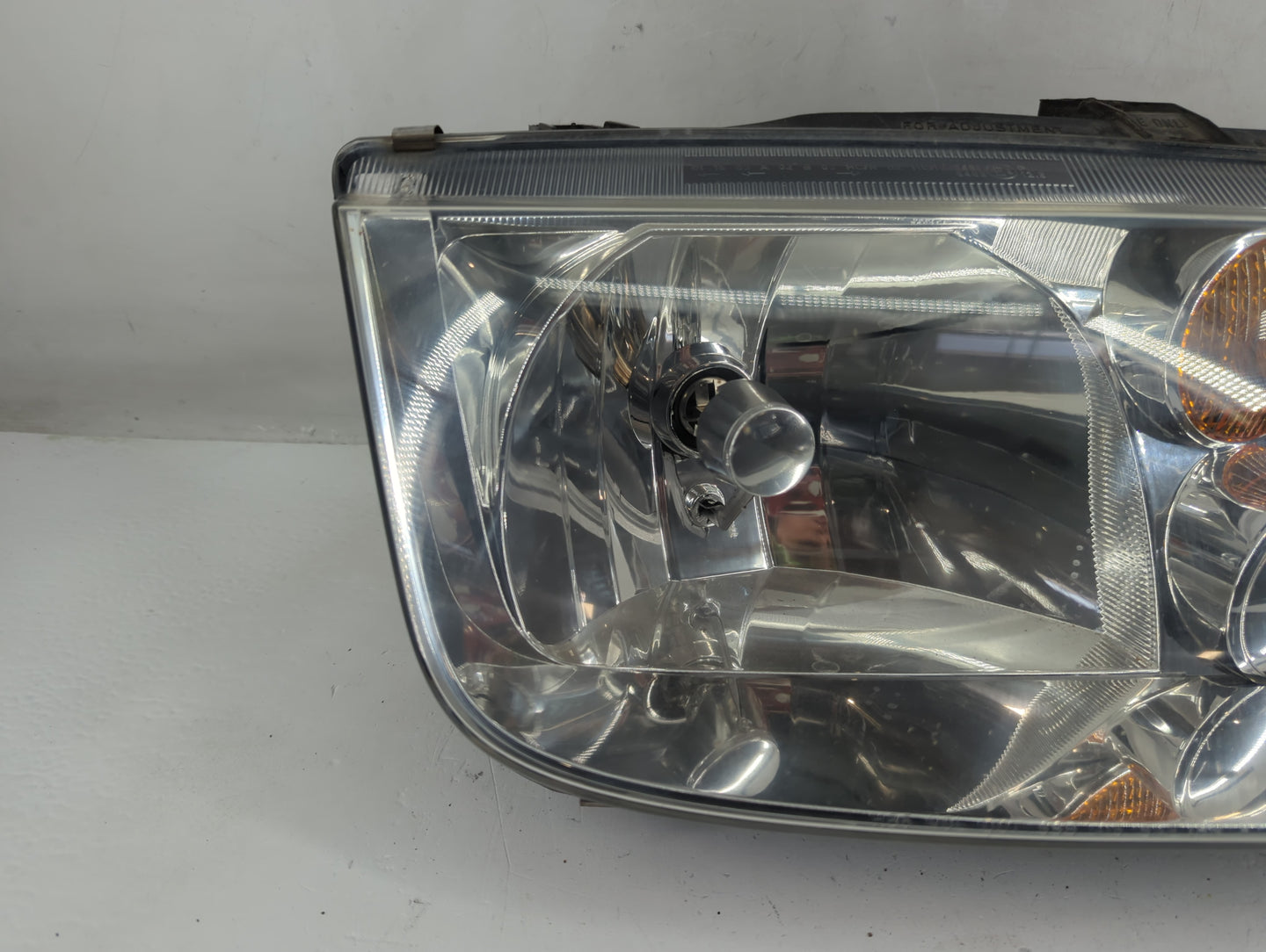 2002-2006 Volkswagen Jetta Passenger Right Oem Head Light Headlight Lamp - Oemusedautoparts1.com