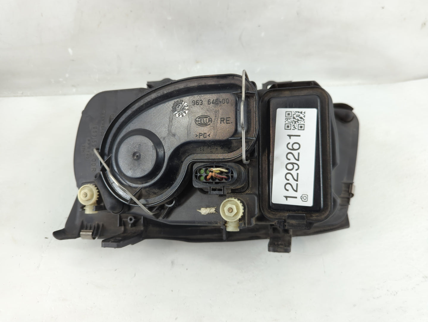 2002-2006 Volkswagen Jetta Passenger Right Oem Head Light Headlight Lamp - Oemusedautoparts1.com
