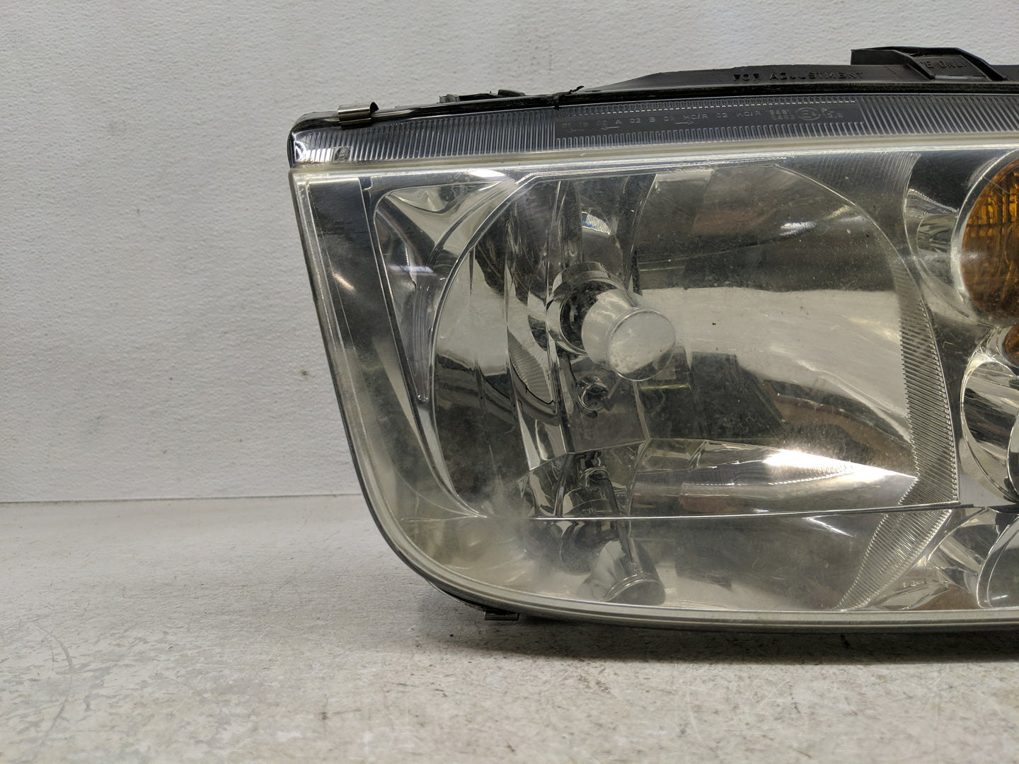 2002-2006 Volkswagen Jetta Passenger Right Oem Head Light Headlight Lamp - Oemusedautoparts1.com