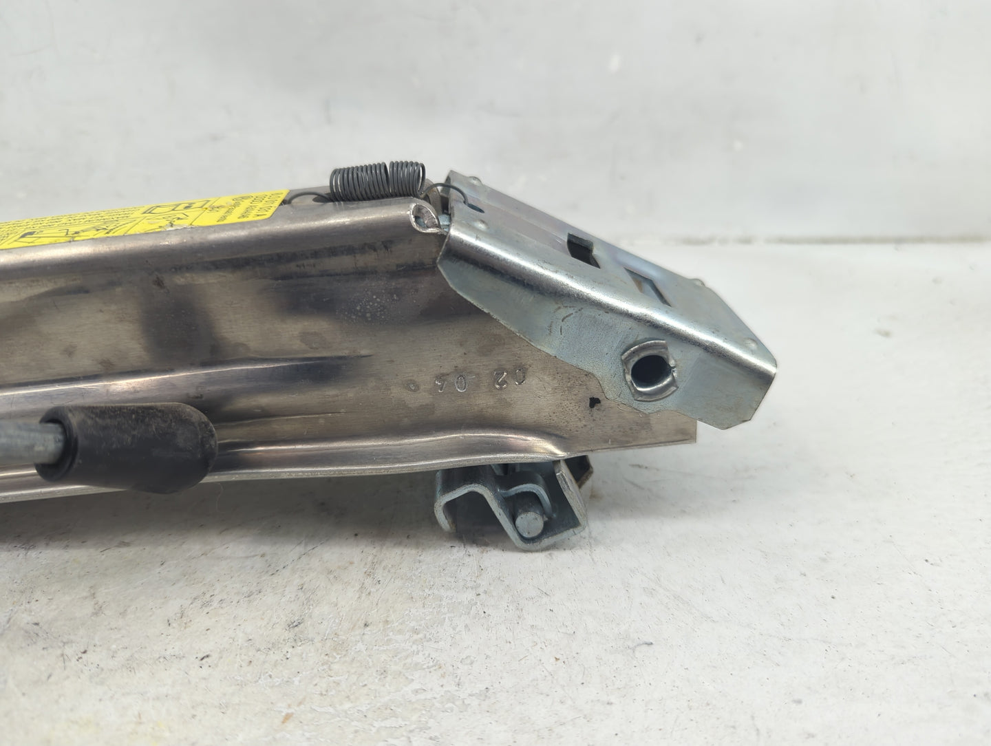 2004 Volkswagen Jetta Spare Scissor Car Jack - Oemusedautoparts1.com