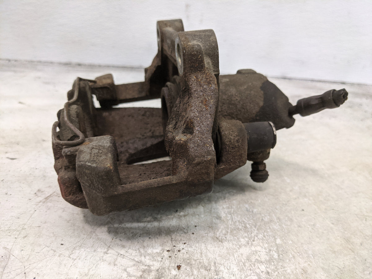 1999-2017 Volkswagen Jetta Front Passenger Right Brake Caliper 1511336 - Oemusedautoparts1.com