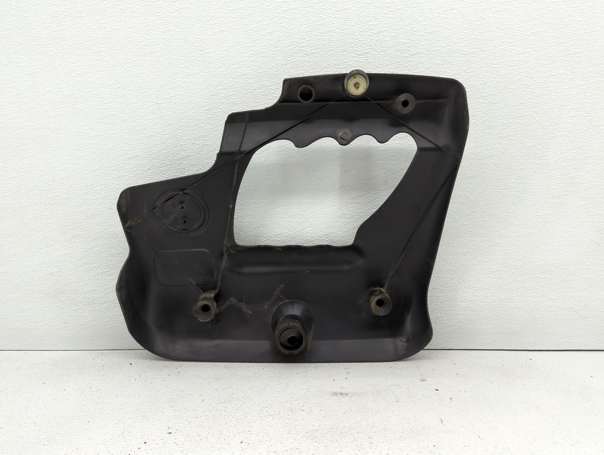 2004 Volkswagen Jetta Engine Cover - Oemusedautoparts1.com