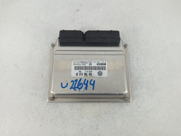 2004-2005 Volkswagen Passat PCM Engine Control Computer ECU ECM PCU OEM P/N:4B0 906 018 DP Fits Fits 2004 2005 OEM Used Auto