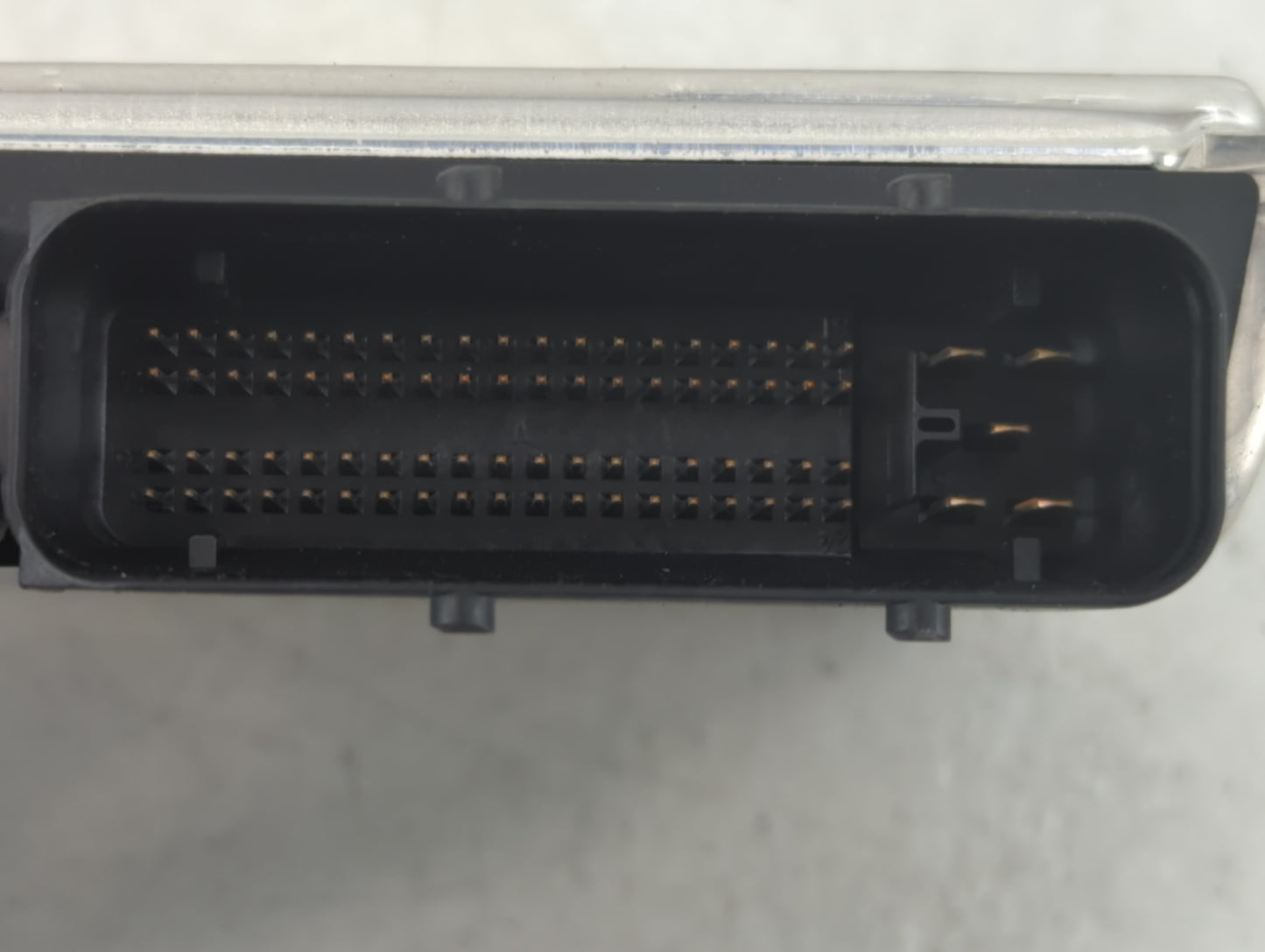 2004-2005 Volkswagen Passat PCM Engine Control Computer ECU ECM PCU OEM P/N:4B0 906 018 DP Fits Fits 2004 2005 OEM Used Auto