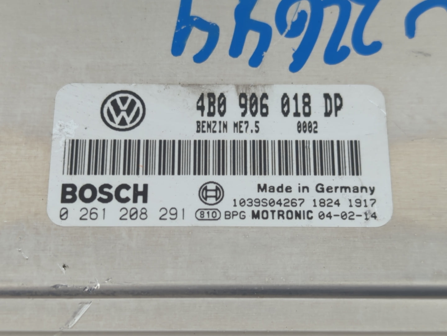 2004-2005 Volkswagen Passat PCM Engine Control Computer ECU ECM PCU OEM P/N:4B0 906 018 DP Fits Fits 2004 2005 OEM Used Auto