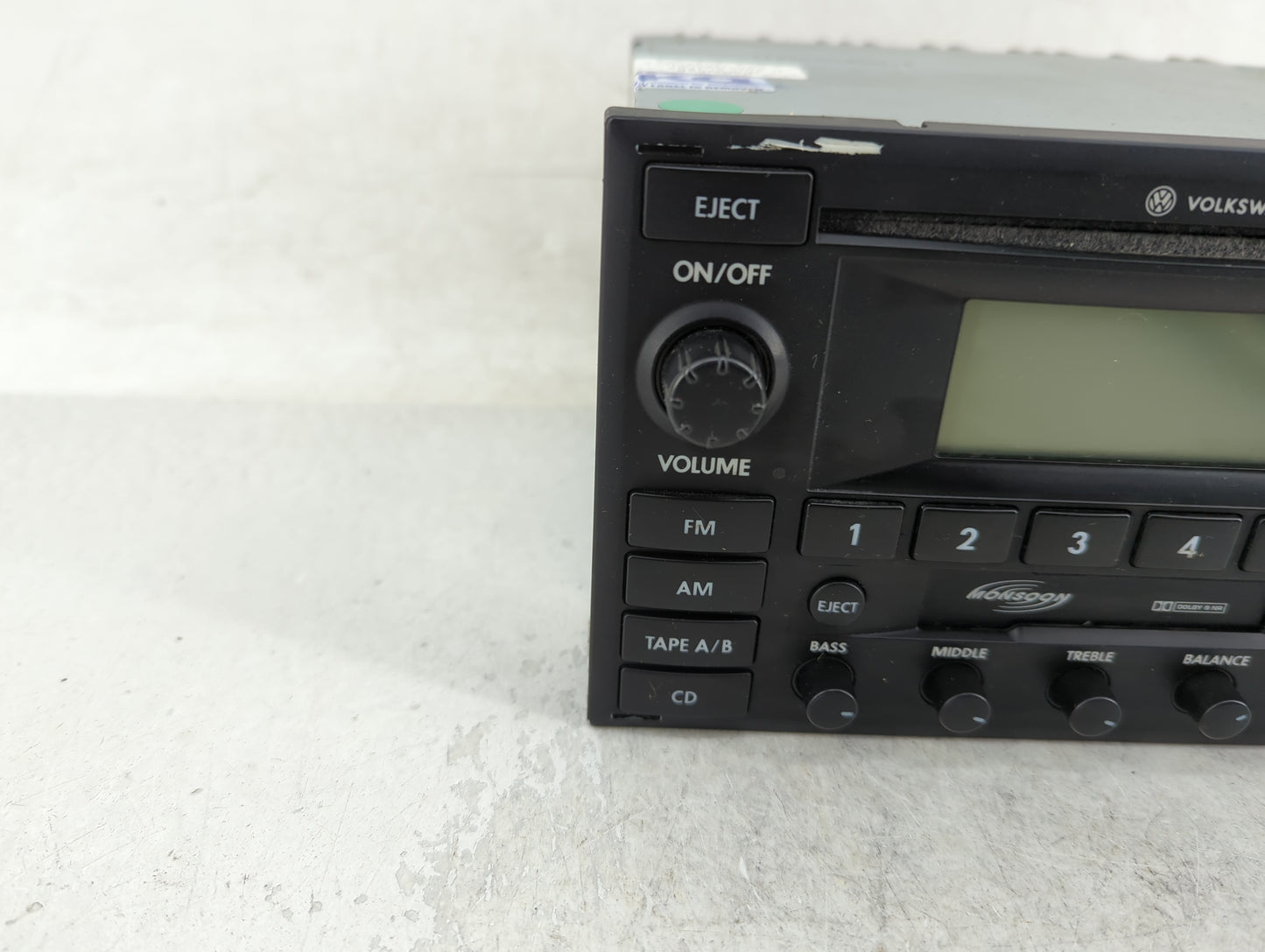 2003-2005 Volkswagen Passat Radio AM FM Cd Player Receiver Replacement Fits Fits 2003 2004 2005 2006 2007 2008 2009 OEM Used