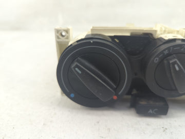 1998-2005 Volkswagen Passat Climate Control Module Temperature AC/Heater Replacement P/N:1J0820045F Fits OEM Used Auto Parts