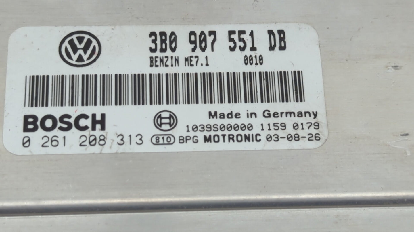 2004 Volkswagen Passat PCM Engine Control Computer ECU ECM PCU OEM P/N:3B0 907 551 DB Fits OEM Used Auto Parts - Oemusedauto