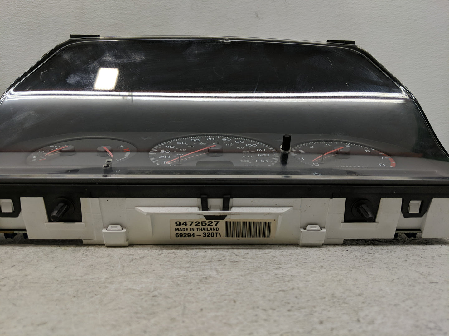2001-2004 Volvo C70 Instrument Cluster Speedometer Gauges P/N:69294-320T 9472527 Fits Fits 2001 2002 2003 2004 OEM Used Auto
