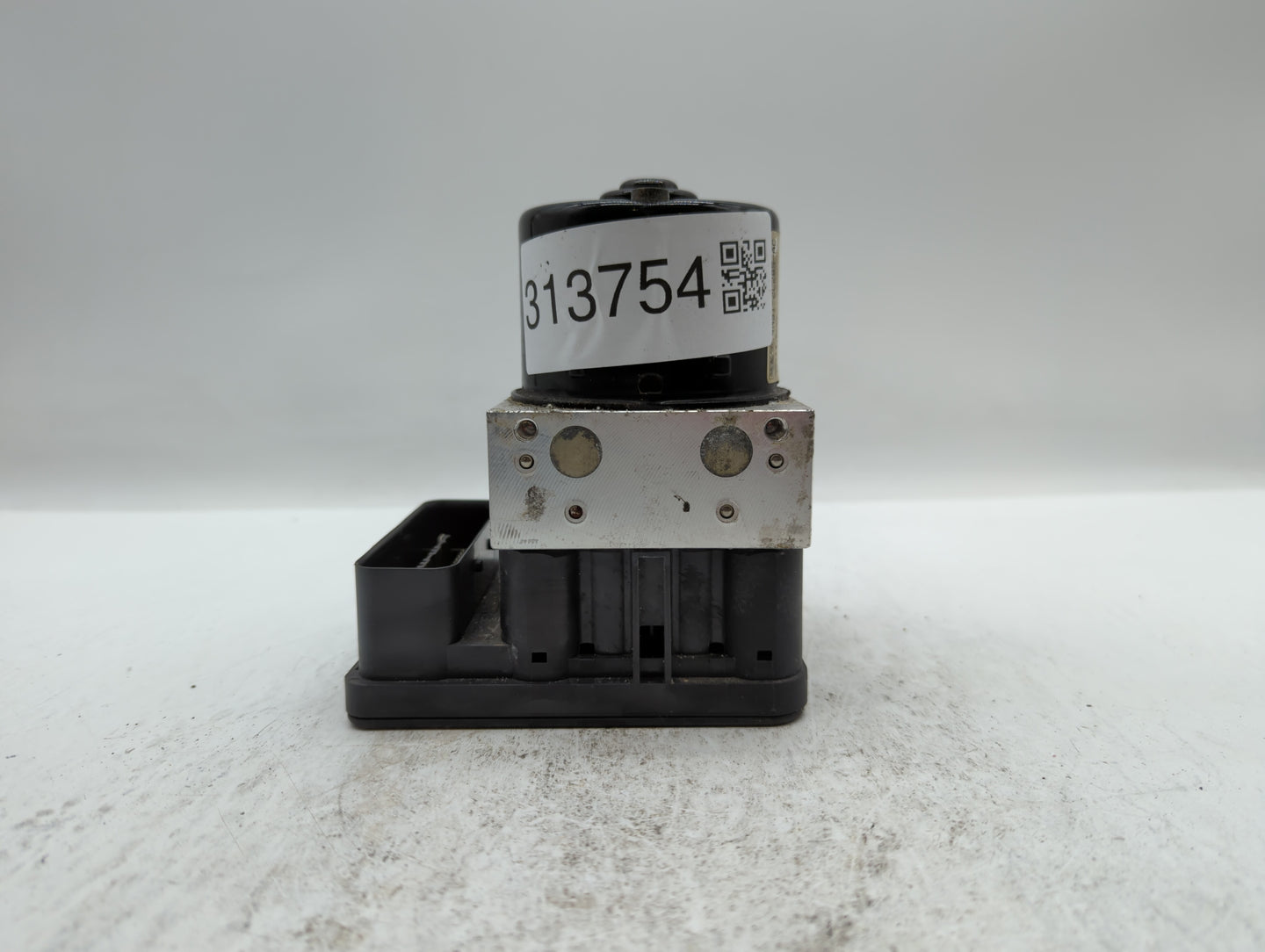2004 Volvo S40 ABS Pump Control Module Replacement P/N:4N51-2C285-AC Fits OEM Used Auto Parts - Oemusedautoparts1.com