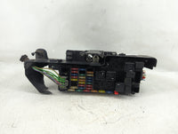 2004 Volvo S60 Fusebox Fuse Box Panel Relay Module P/N:518829007 8678449-PETP2X, 9494210 Fits OEM Used Auto Parts - Oemuseda
