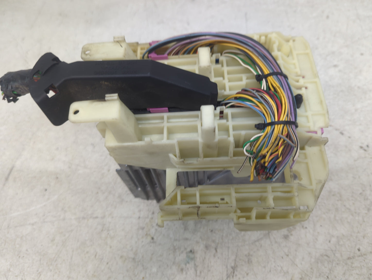 2004 Volvo S60 PCM Engine Control Computer ECU ECM PCU OEM P/N:P09480761 1T0605A00, 08627148 Fits OEM Used Auto Parts - Oemu