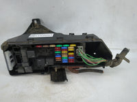 2004 Volvo S60 Fusebox Fuse Box Panel Relay Module P/N:318825023 30728906, 8622N4 Fits OEM Used Auto Parts - Oemusedautopart
