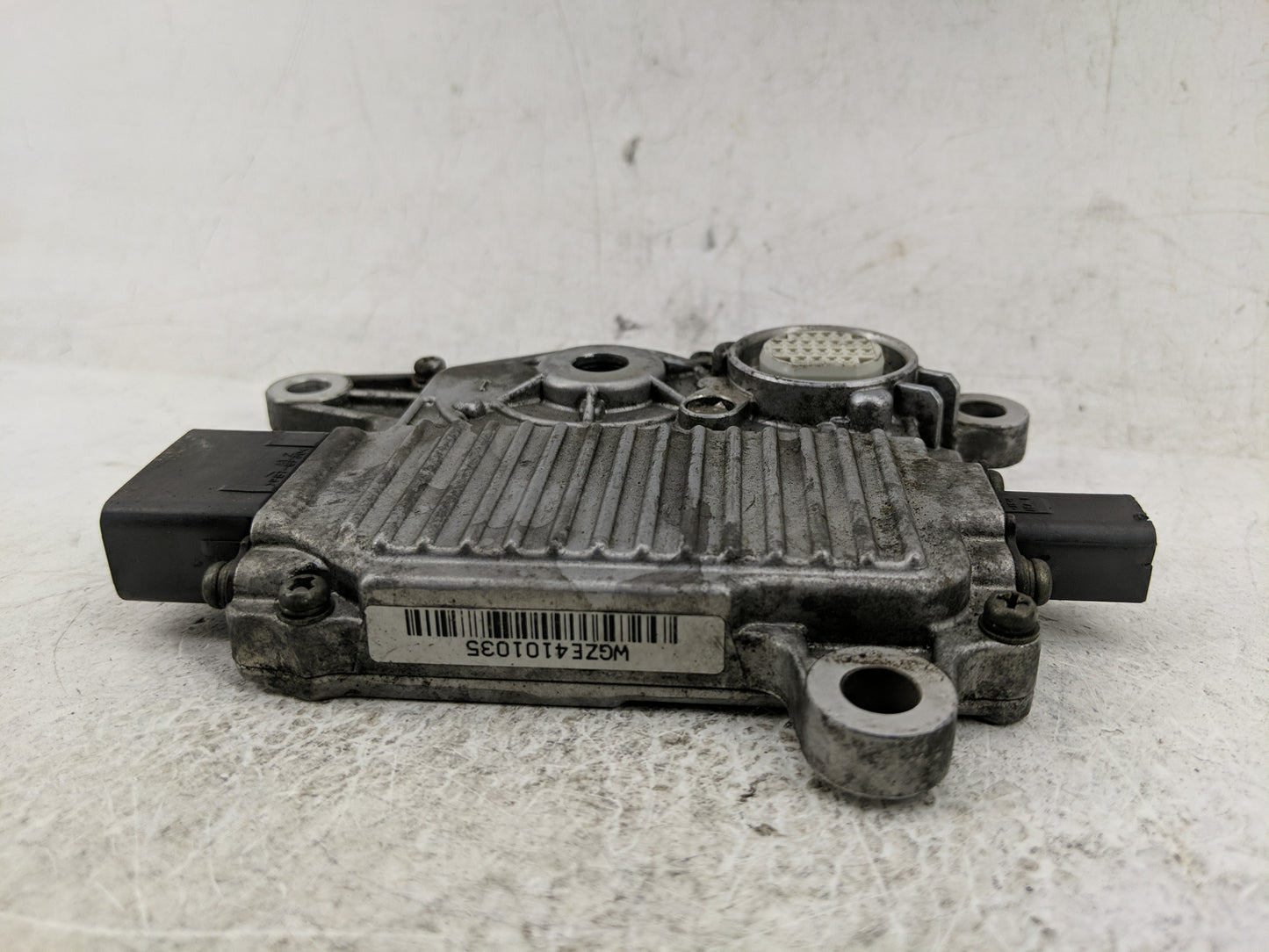 Volvo V40 Chassis Control Module Ccm Bcm Body Control 30681144 - Oemusedautoparts1.com