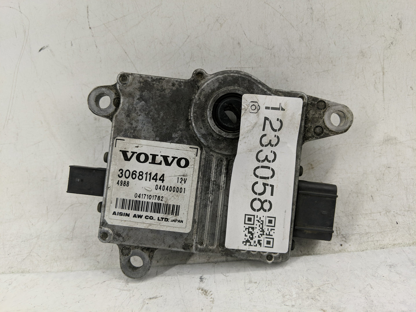 Volvo V40 Chassis Control Module Ccm Bcm Body Control 30681144 - Oemusedautoparts1.com