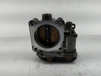 2004 Volvo V60 Throttle Body P/N:8677796 Fits Fits 2003 OEM Used Auto Parts - Oemusedautoparts1.com