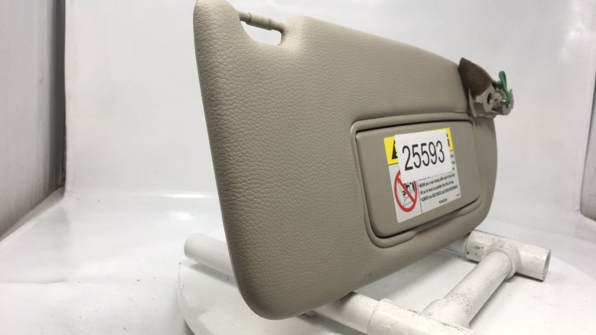 2002-2004 Volvo V70 Sun Visor Shade Replacement Passenger Right Mirror Fits Fits 2002 2003 2004 OEM Used Auto Parts - Oemuse