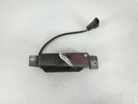 2004 Volvo V70 Rear Lid Wiper Motor P/N:8620959 0 390 206 219 Fits OEM Used Auto Parts - Oemusedautoparts1.com