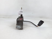 2004 Volvo V70 Rear Lid Wiper Motor P/N:8620959 0 390 206 219 Fits OEM Used Auto Parts - Oemusedautoparts1.com