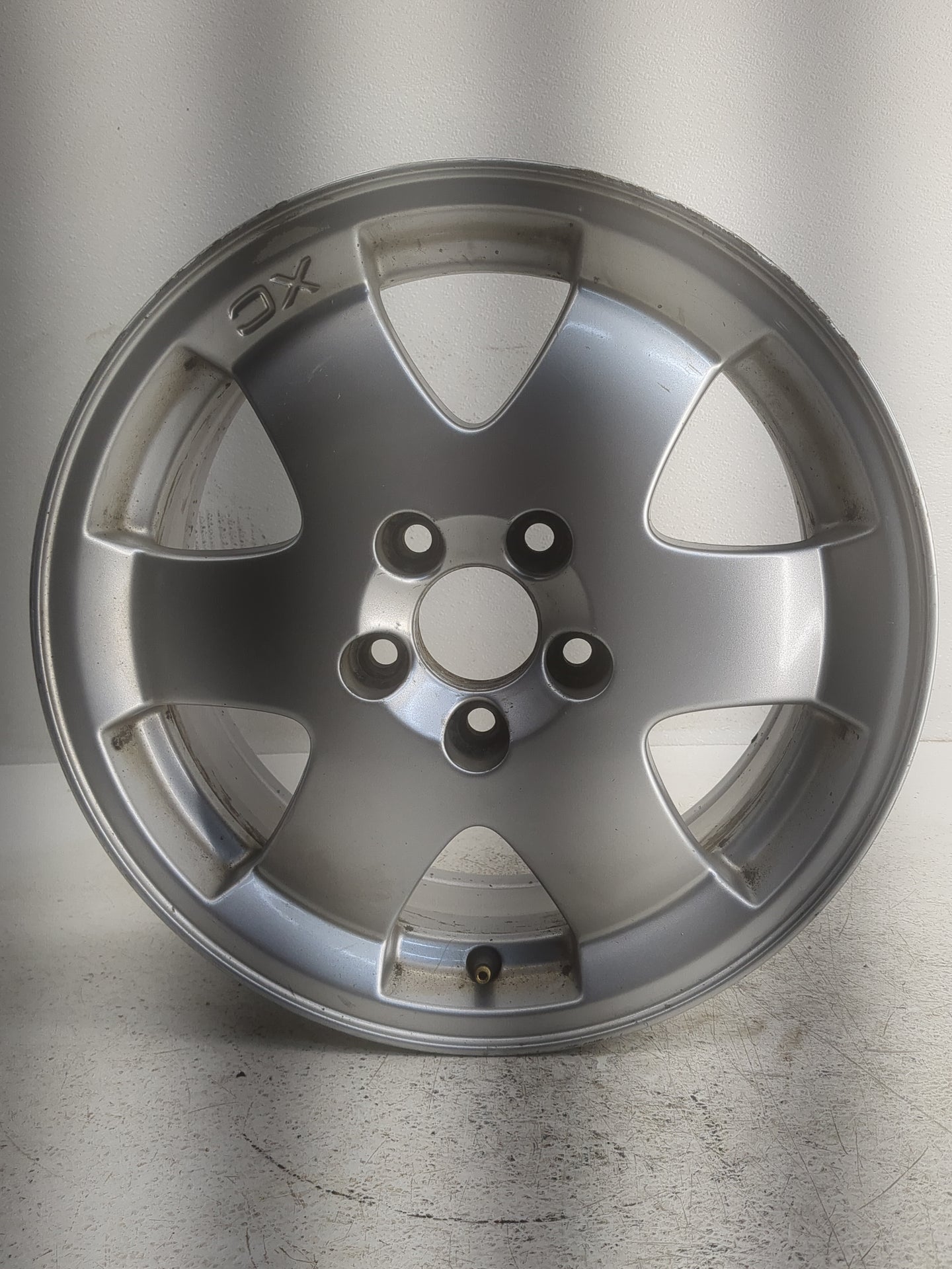 2003-2007 Volvo Xc70 Oem Wheel Rim - Oemusedautoparts1.com