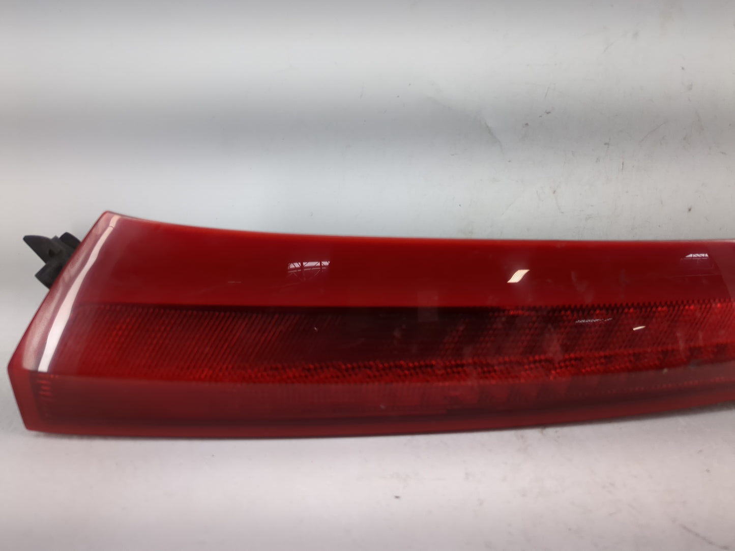 2003-2006 Volvo Xc90 Tail Light Assembly Driver Left OEM Fits Fits 2003 2004 2005 2006 OEM Used Auto Parts - Oemusedautopart