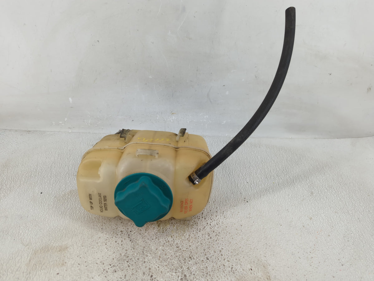 2003-2007 Volvo Xc90 Radiator Coolant Overflow Expansion Tank Bottle - Oemusedautoparts1.com