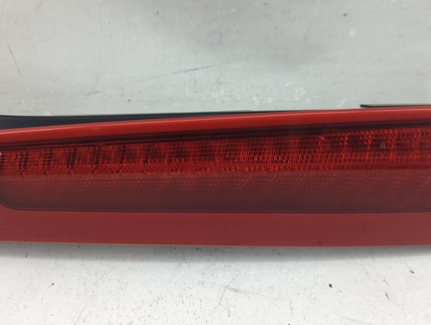 2003-2006 Volvo Xc90 Tail Light Assembly Driver Left OEM P/N:157617 Fits Fits 2003 2004 2005 2006 OEM Used Auto Parts - Oemu