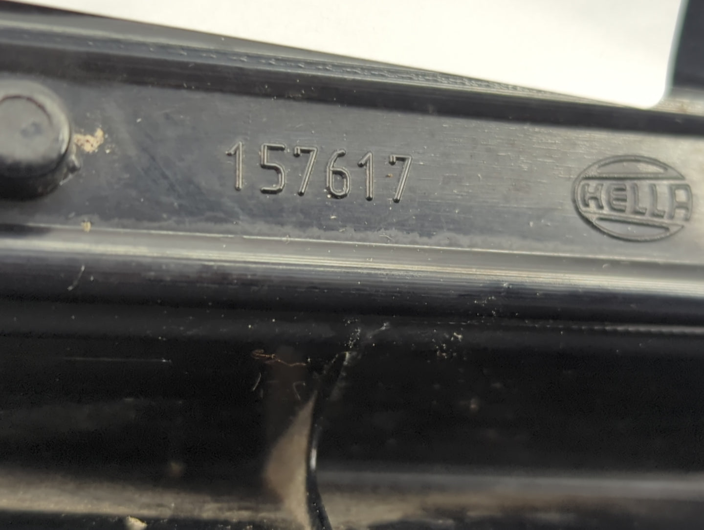 2003-2006 Volvo Xc90 Tail Light Assembly Driver Left OEM P/N:157617 Fits Fits 2003 2004 2005 2006 OEM Used Auto Parts - Oemu