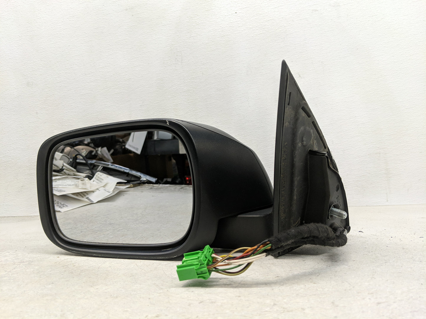 2003-2006 Volvo Xc90 Side Mirror Replacement Driver Left View Door Mirror P/N:E11015799 Fits Fits 2003 2004 2005 2006 OEM Us