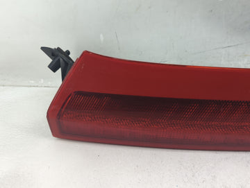 2003-2006 Volvo Xc90 Tail Light Assembly Driver Left OEM P/N:157617 Fits Fits 2003 2004 2005 2006 OEM Used Auto Parts