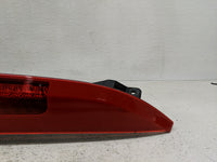 2003-2006 Volvo Xc90 Tail Light Assembly Passenger Right OEM P/N:9483772 Fits Fits 2003 2004 2005 2006 OEM Used Auto Parts -