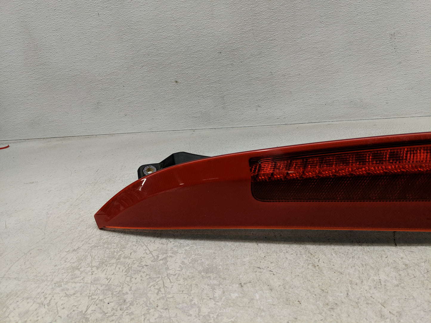 2003-2006 Volvo Xc90 Tail Light Assembly Driver Left OEM P/N:30678220 Fits Fits 2003 2004 2005 2006 OEM Used Auto Parts - Oe