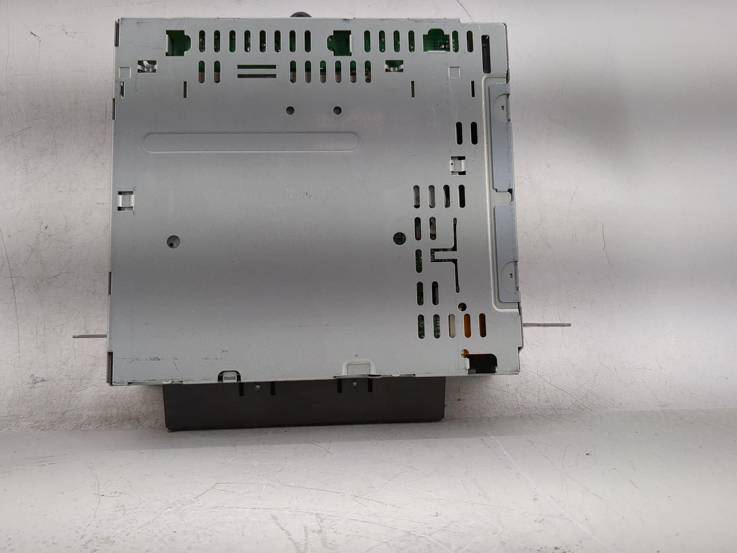 2003-2006 Volvo Xc90 Radio AM FM Cd Player Receiver Replacement P/N:30679465-1 Fits Fits 2003 2004 2005 2006 OEM Used Auto P
