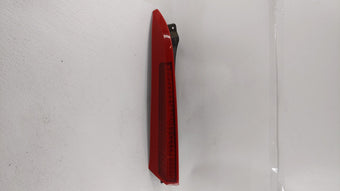 compare product 2003-2006 Volvo Xc90 Tail Light Assembly Driver Left OEM P/N:9483771 30678220 Fits Fits 2003 2004 2005 2006 OEM Used Auto Parts