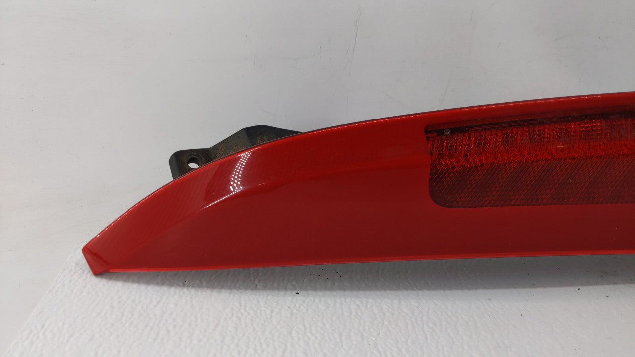 2003-2006 Volvo Xc90 Tail Light Assembly Driver Left OEM P/N:9483771 30678220 Fits Fits 2003 2004 2005 2006 OEM Used Auto Pa