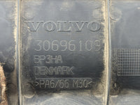 2004 Volvo Xc90 Engine Cover - Oemusedautoparts1.com