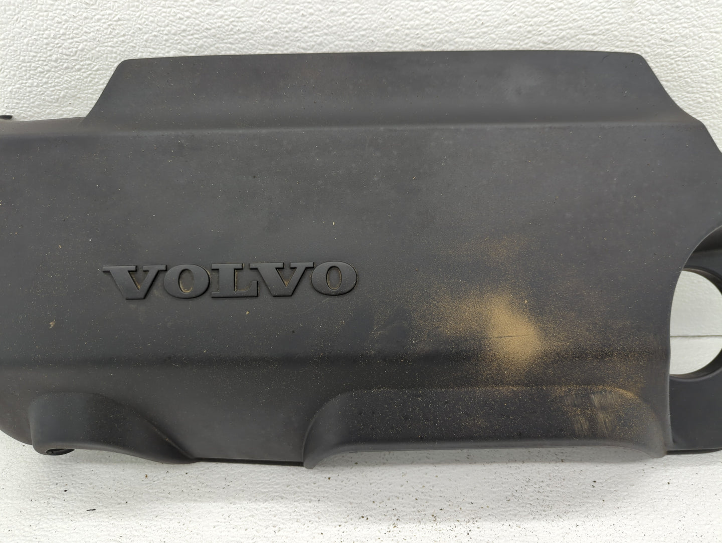 2004 Volvo Xc90 Engine Cover - Oemusedautoparts1.com
